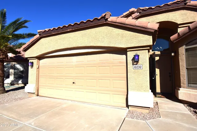 $2,295 | 10230 West Country Club Trail, Peoria, AZ 85383