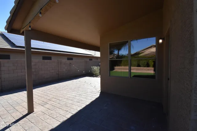 $2,295 | 10230 West Country Club Trail, Peoria, AZ 85383