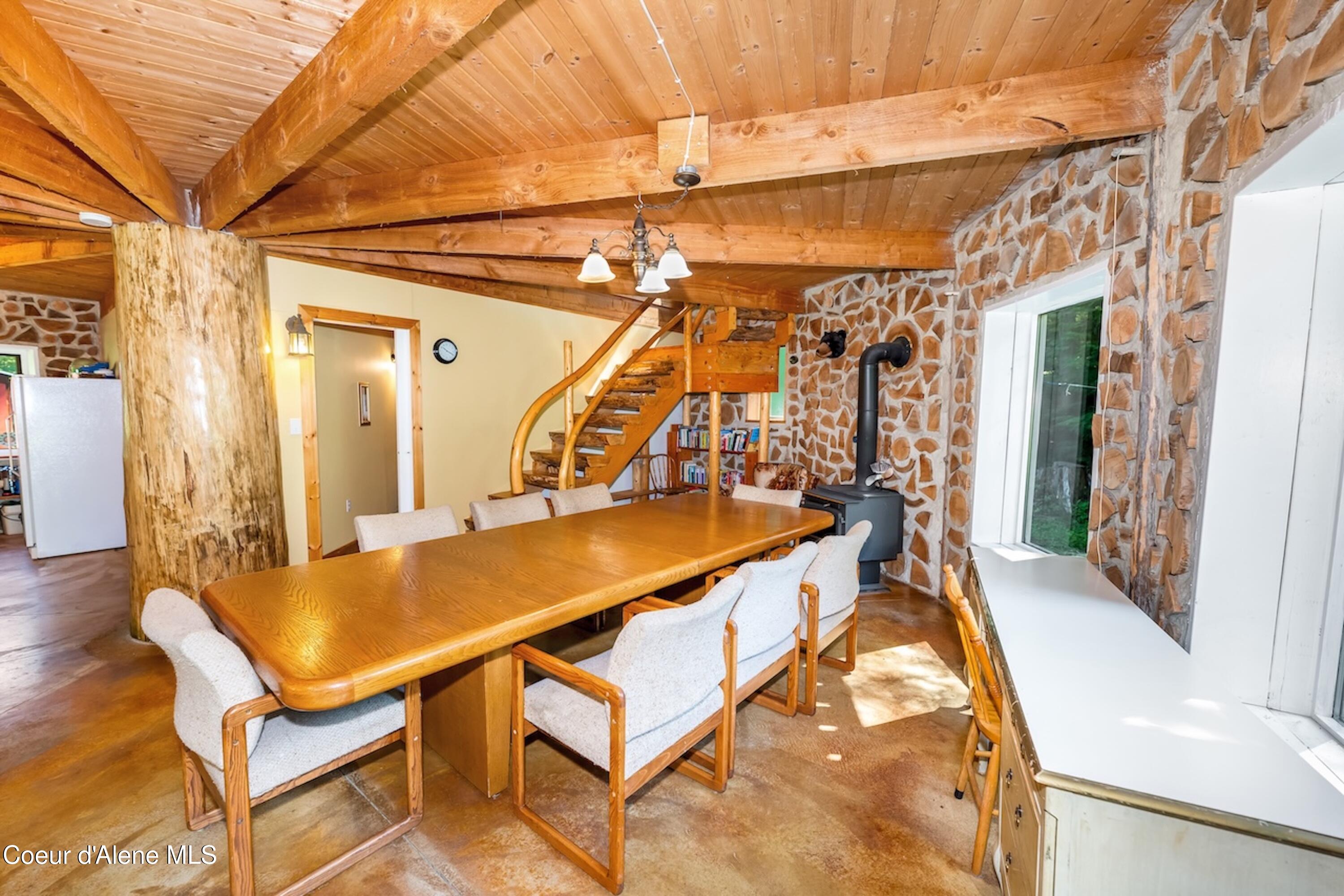 316 Granite Creek Road Nordman, ID 83848 - Photo 8 of 43 Dining Room