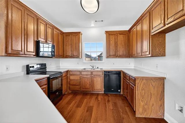 $344,900 | 501 Harris Street, Gunter, TX 75058