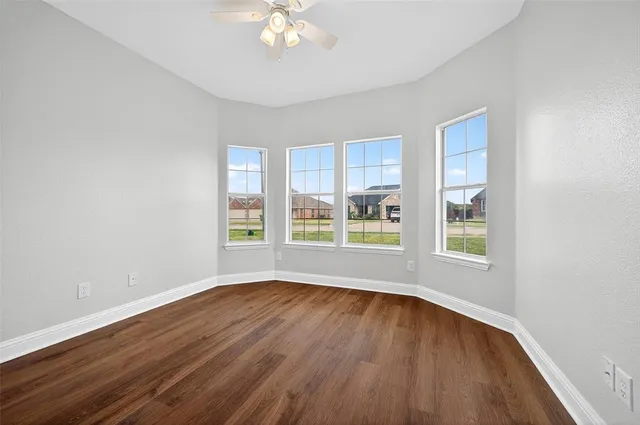 $344,900 | 501 Harris Street, Gunter, TX 75058