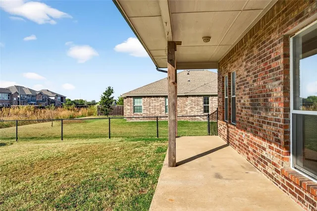 $344,900 | 501 Harris Street, Gunter, TX 75058