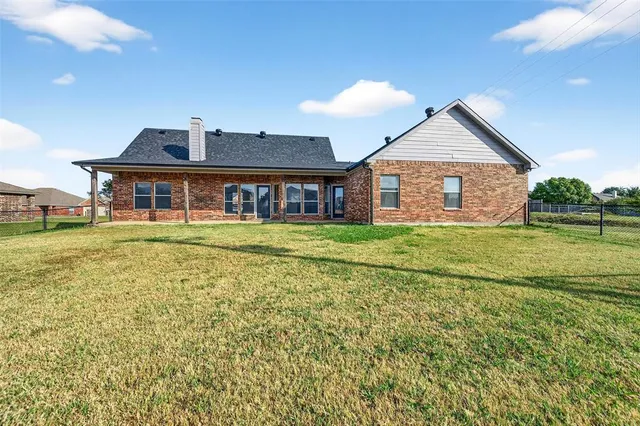 $344,900 | 501 Harris Street, Gunter, TX 75058
