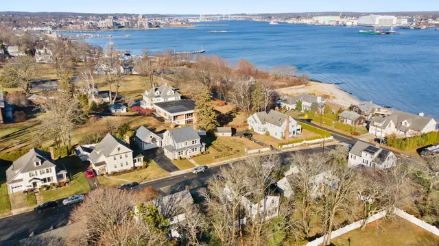 $450,000 | 24 Westomere Terrace, New London, CT 06320