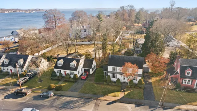 $450,000 | 24 Westomere Terrace, New London, CT 06320