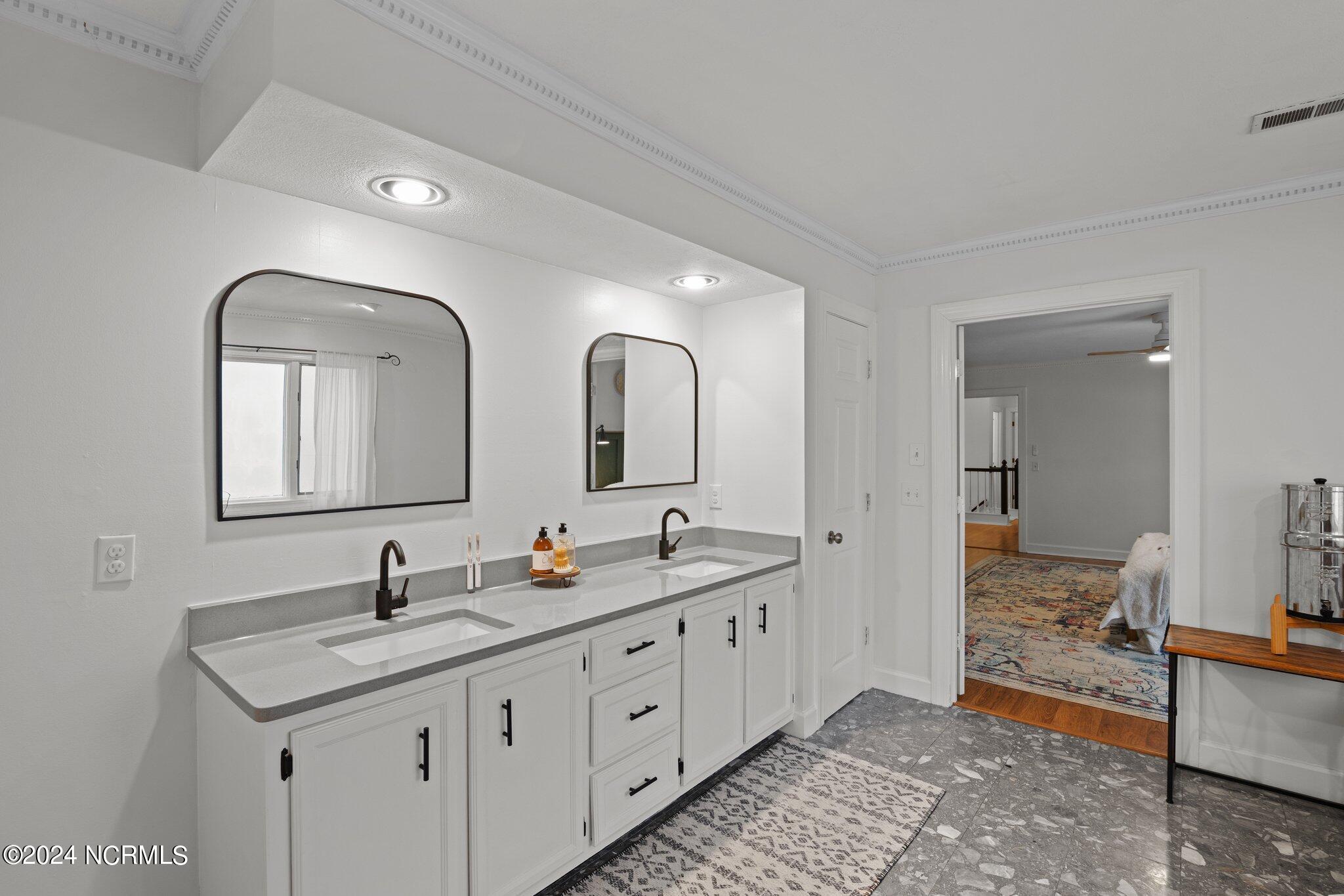 408 Alderson Road Washington, NC 27889 - Photo 37 of 74 53-web-or-mls-BLS_0123