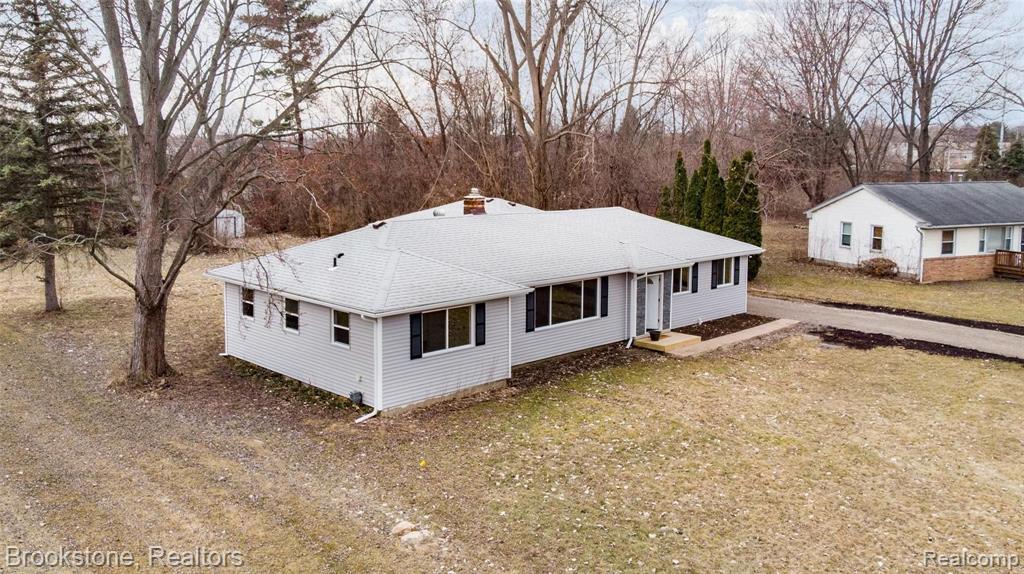 140 Michelson Road Rochester, MI 48307 - Photo 1 of 31
