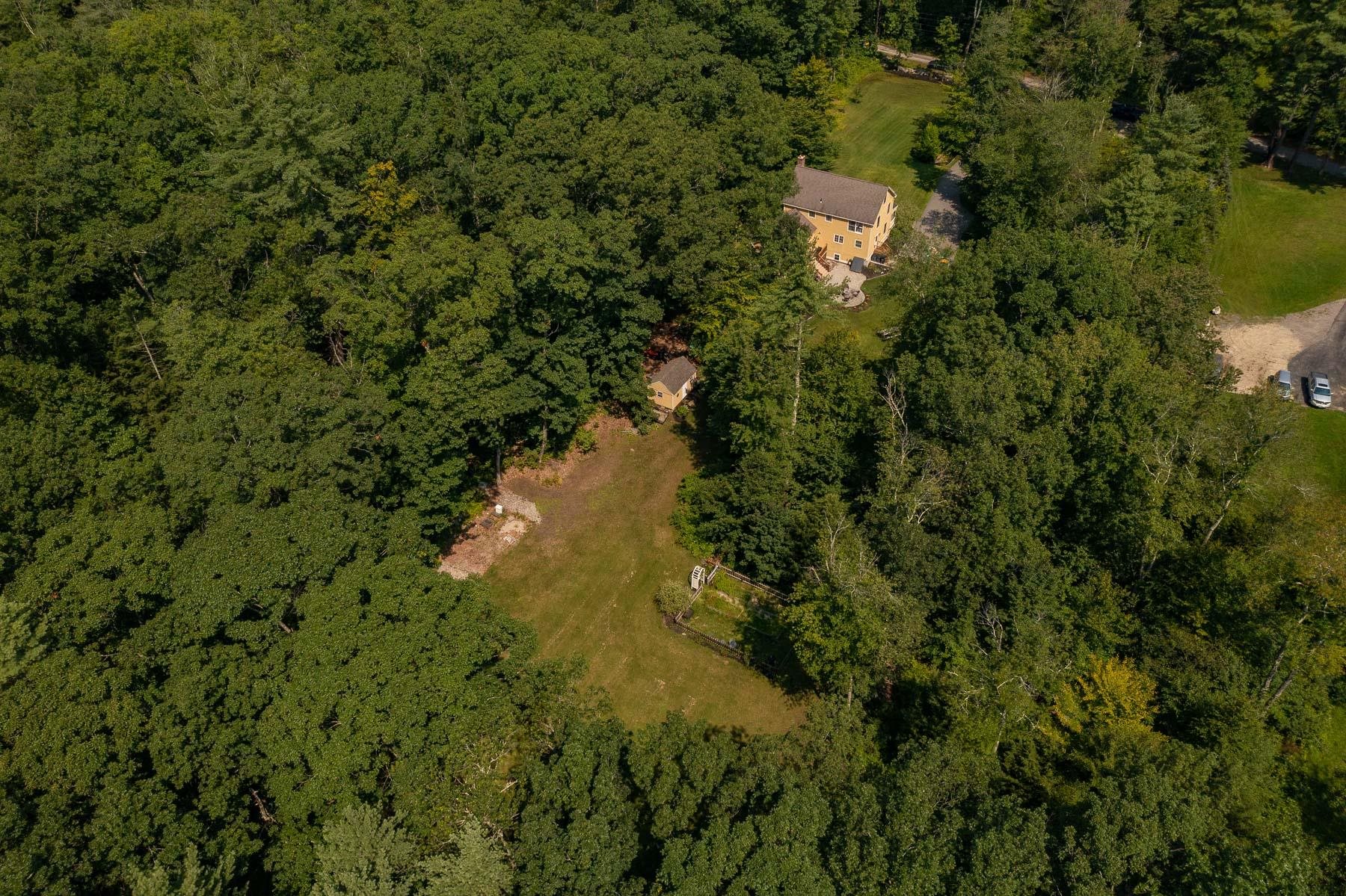 12 Farm Road Kingston, NH 03848 - Photo 3 of 4