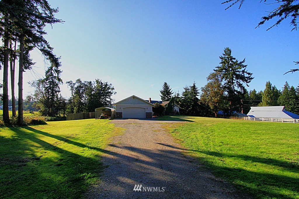 605 Moe Road Camano Island, WA 98282 - Photo 2 of 24 Gallery Image 2
