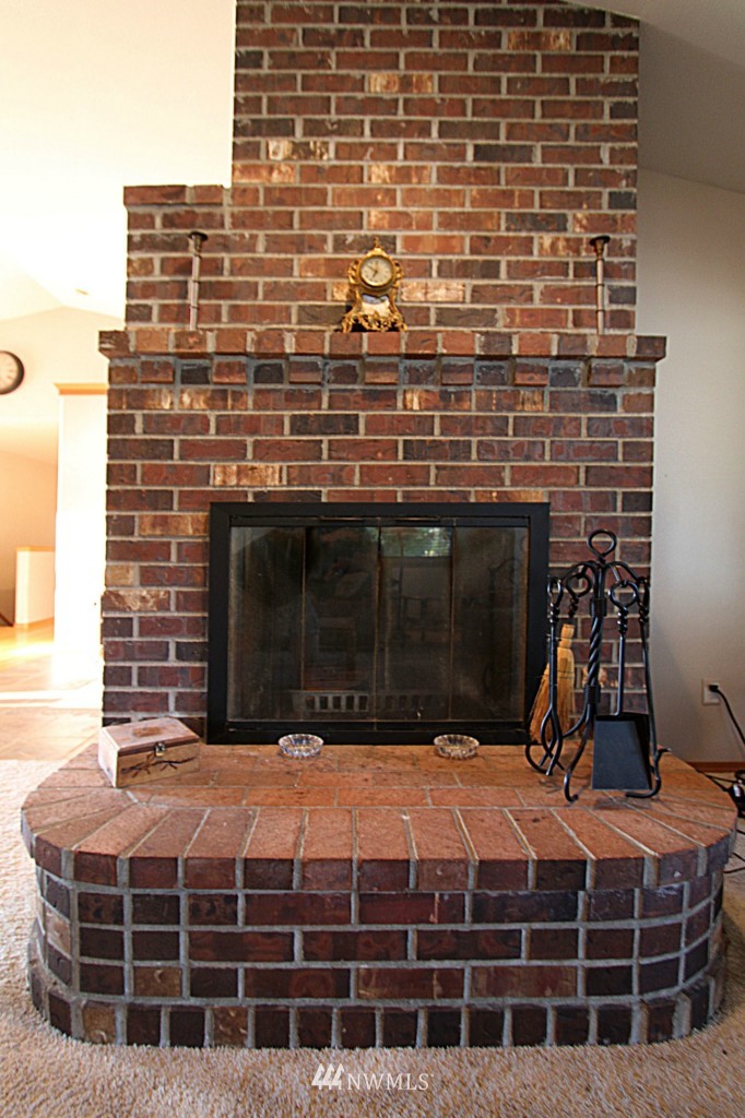 605 Moe Road Camano Island, WA 98282 - Photo 11 of 24 Gallery Image 11