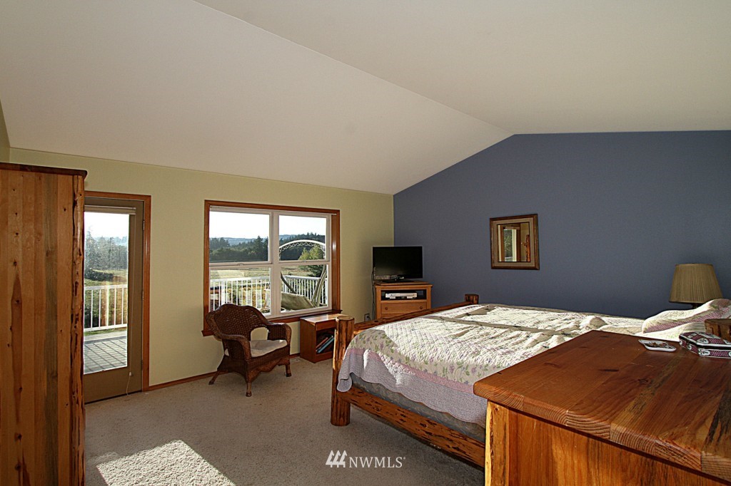 605 Moe Road Camano Island, WA 98282 - Photo 13 of 24 Gallery Image 13