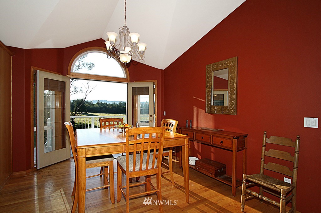 605 Moe Road Camano Island, WA 98282 - Photo 7 of 24 Gallery Image 7