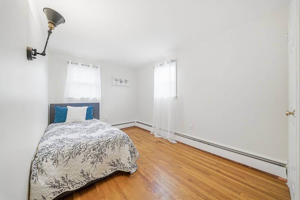 18 Bradford Road, Unit 18 Winchester, MA 01890 - Photo 13 of 28