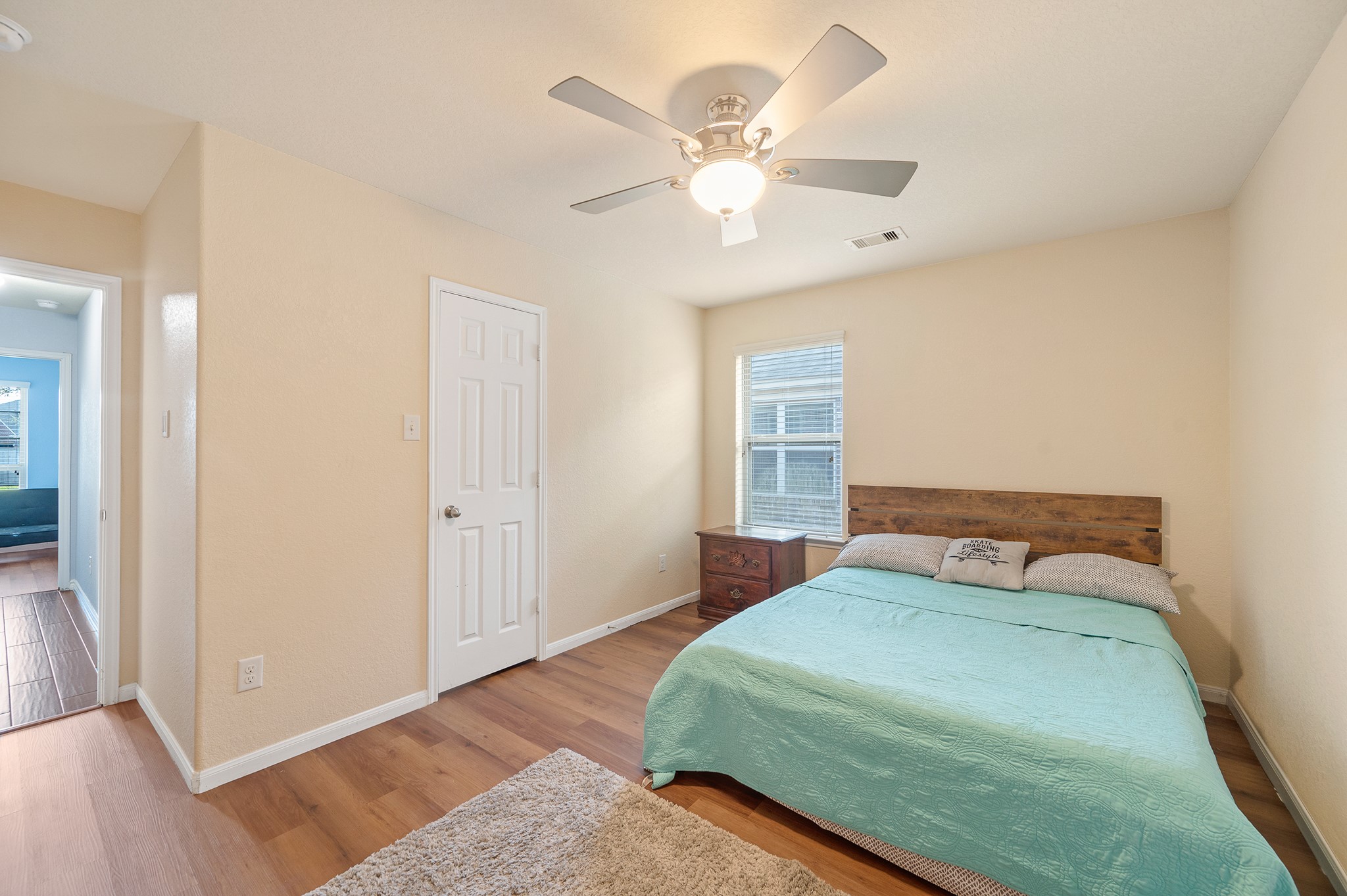 23454 Quarry Path Way Katy, TX 77493 - Photo 16 of 39 a bedroom with a bed and a window