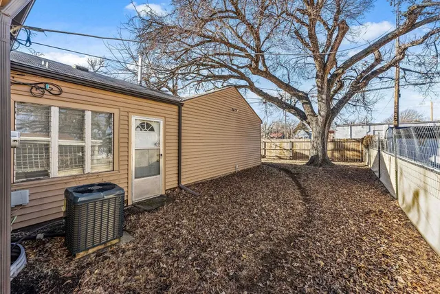 $160,000 | 2037 South Glendale Street, Wichita, KS 67218