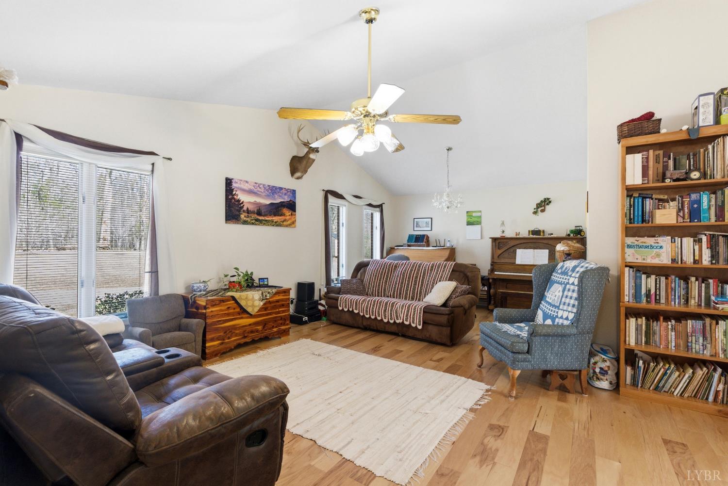 1621 Turkey Mountain Road Amherst, VA 24521 - Photo 15 of 65