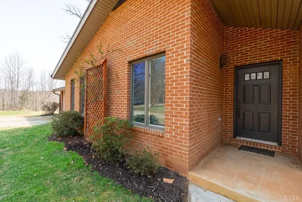 $344,900 | 1621 Turkey Mountain Road, Amherst, VA 24521