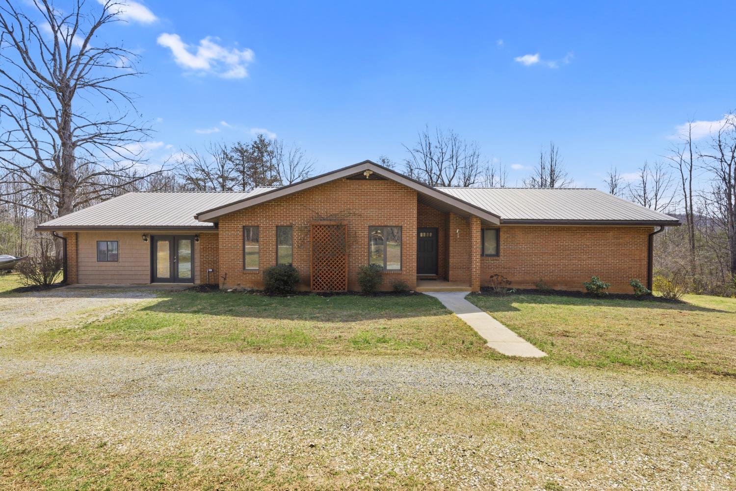 1621 Turkey Mountain Road Amherst, VA 24521 - Photo 9 of 65