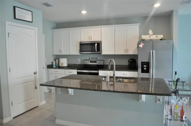 $2,400 | 4 Bella Oaks Drive, Port Orange, FL 32129