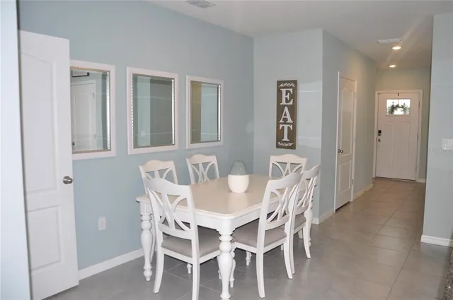 $2,400 | 4 Bella Oaks Drive, Port Orange, FL 32129