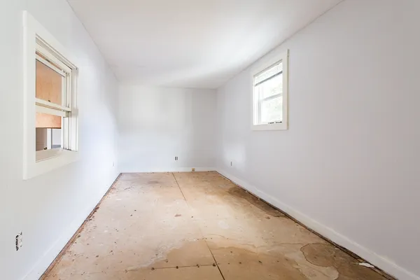 $249,900 | 4 East Main Street, West Brookfield, MA 01585
