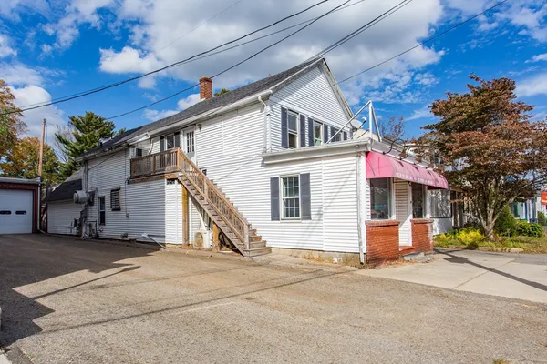 $249,900 | 4 East Main Street, West Brookfield, MA 01585