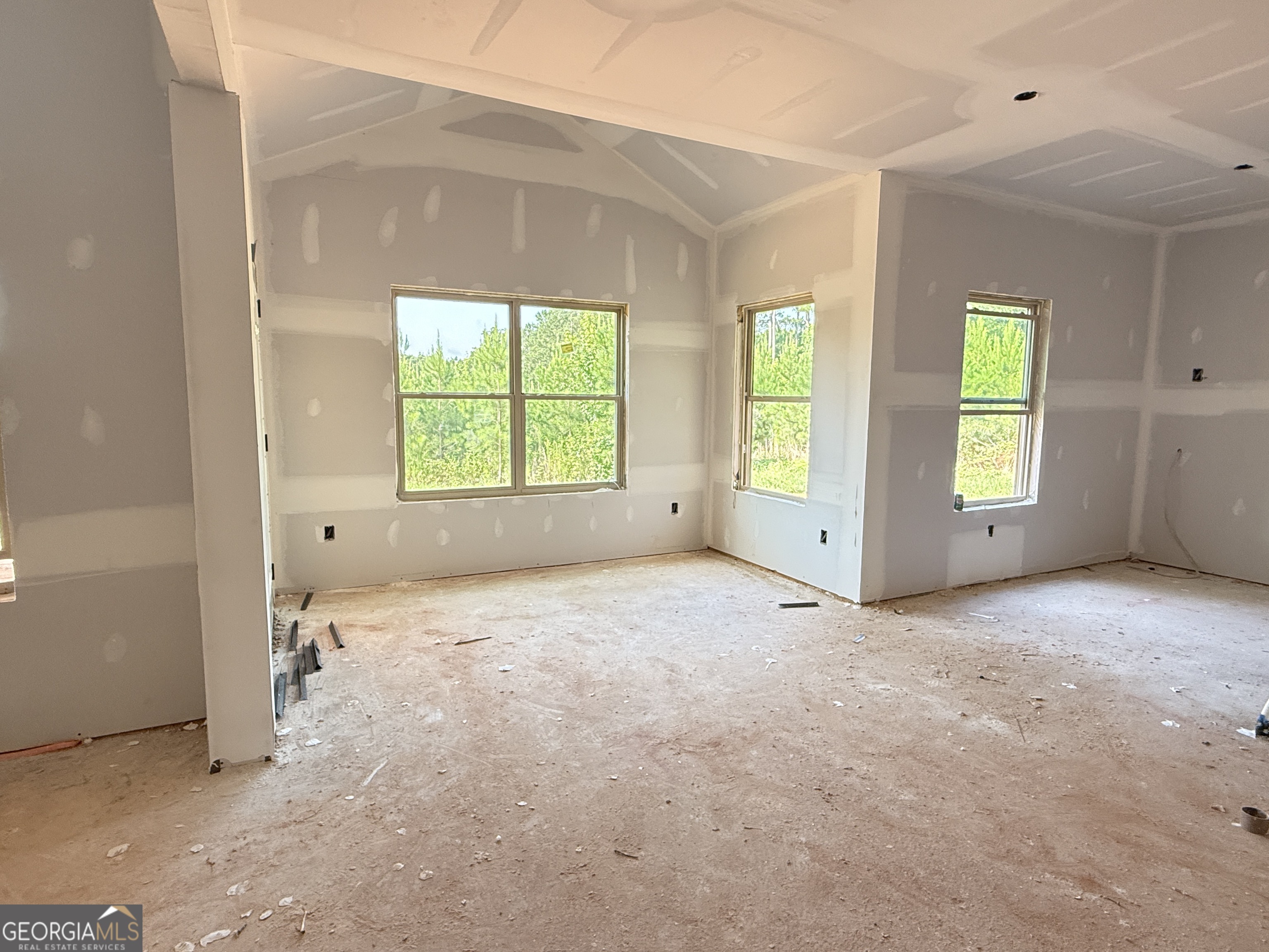 753 Hopewell Road Forsyth, GA 31029 - Photo 4 of 81