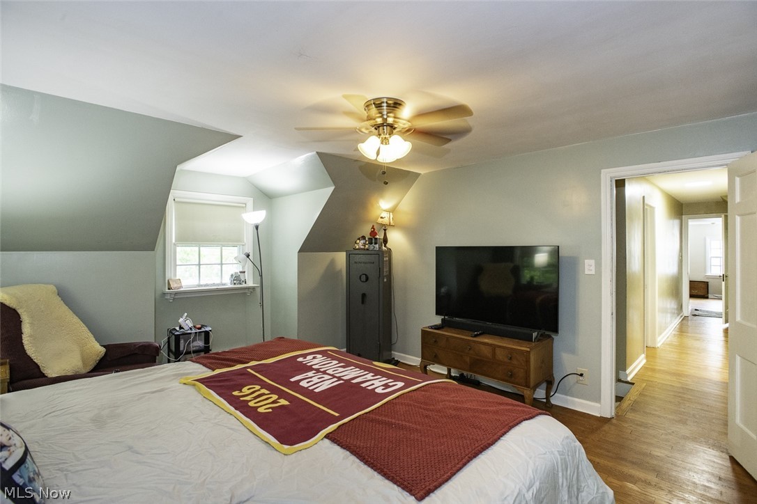 6911 Brookside Road Independence, OH 44131 - Photo 23 of 36