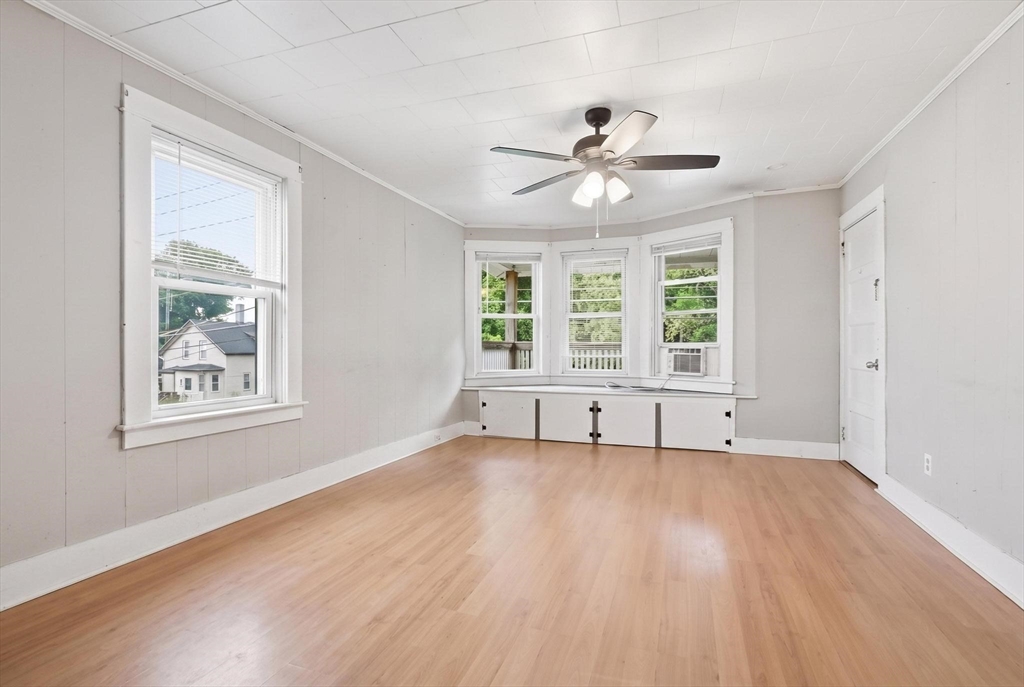 214 High Street Webster, MA 01570 - Photo 15 of 42