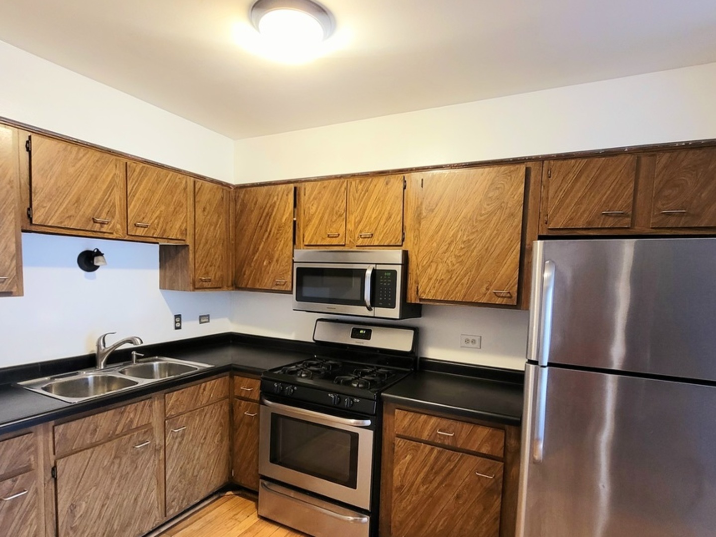 1889 Michigan City Road, Unit 3E Calumet City, IL 60409 - Photo 6 of 11