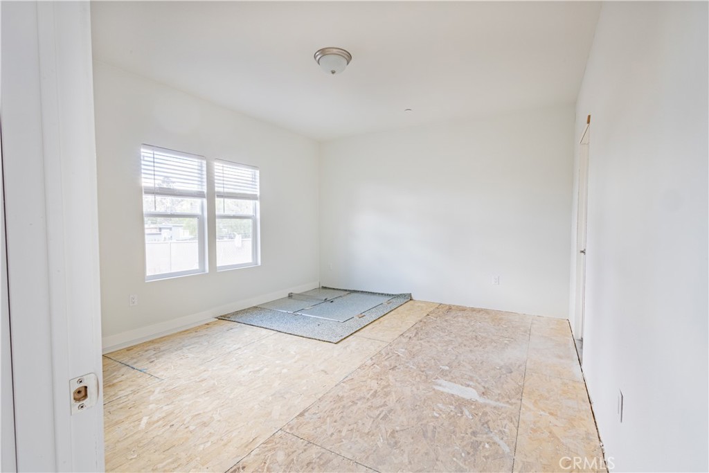 31401 Allen Avenue Homeland, CA 92548 - Photo 6 of 13