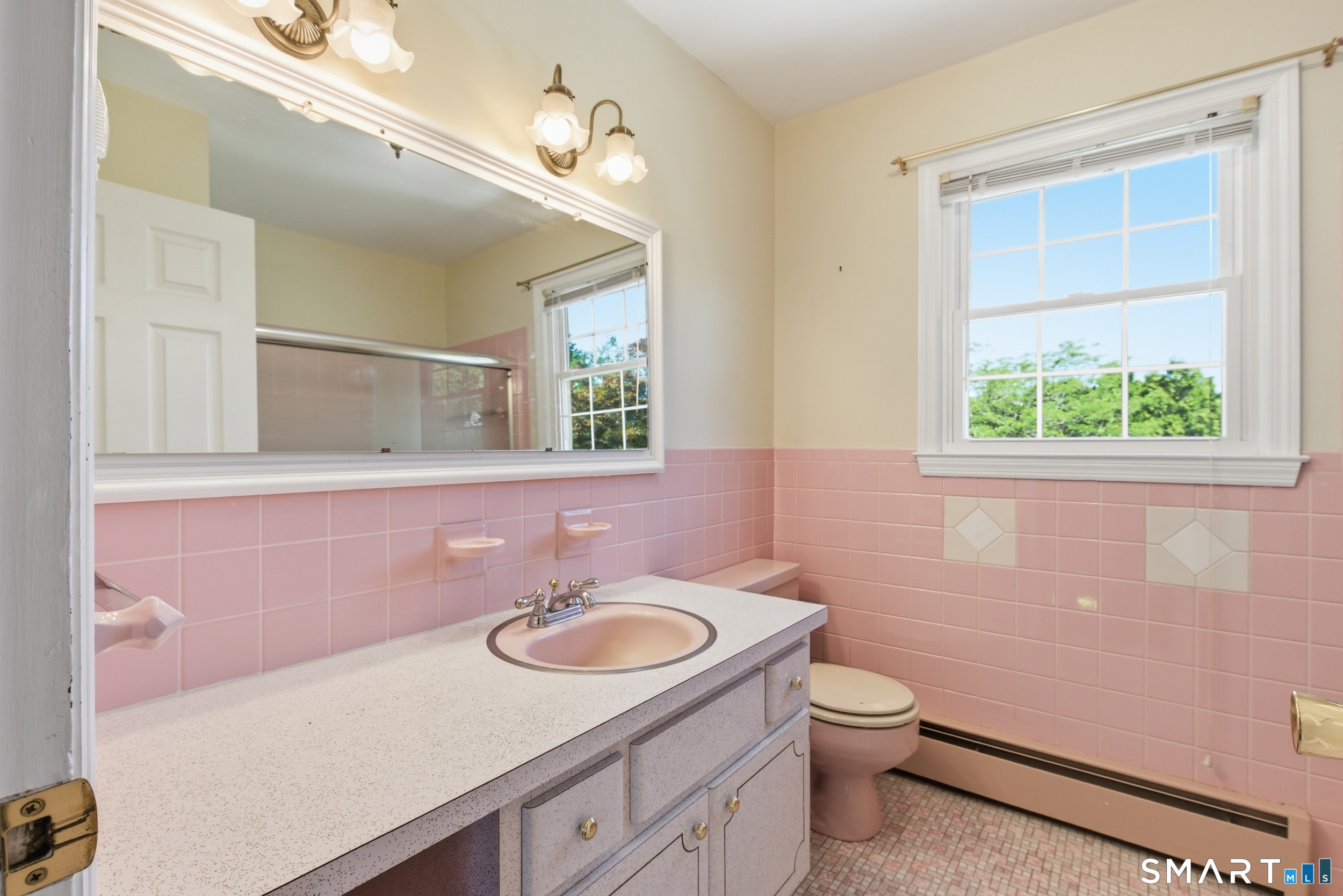 19 Zephyr Road Trumbull, CT 06611 - Photo 19 of 36