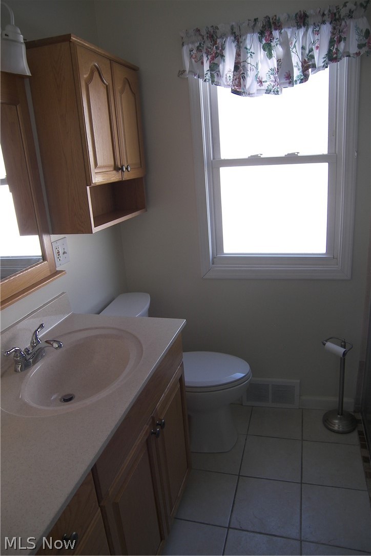 28743 Forest Road Willowick, OH 44095 - Photo 12 of 29 Gallery Image 12