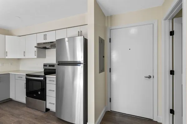 $2,050 | 472 Essex Street, Unit 507, Lynn, MA 01902