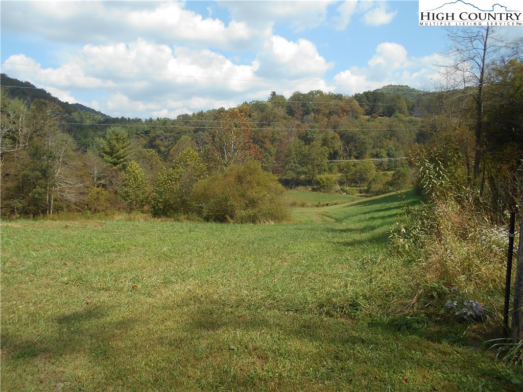 634 Watauga River Road Sugar Grove, NC 28679 - Photo 1 of 7 Gallery Image 1