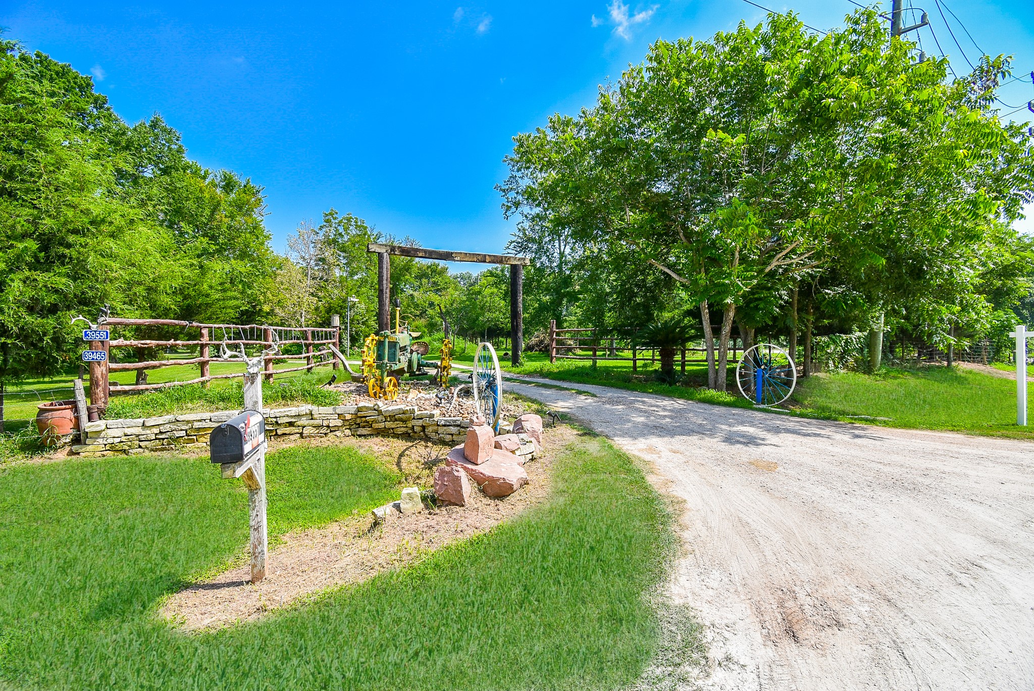 39551 Donigan Road Brookshire, TX 77423 - Photo 1 of 37 View of dirt / gravel road