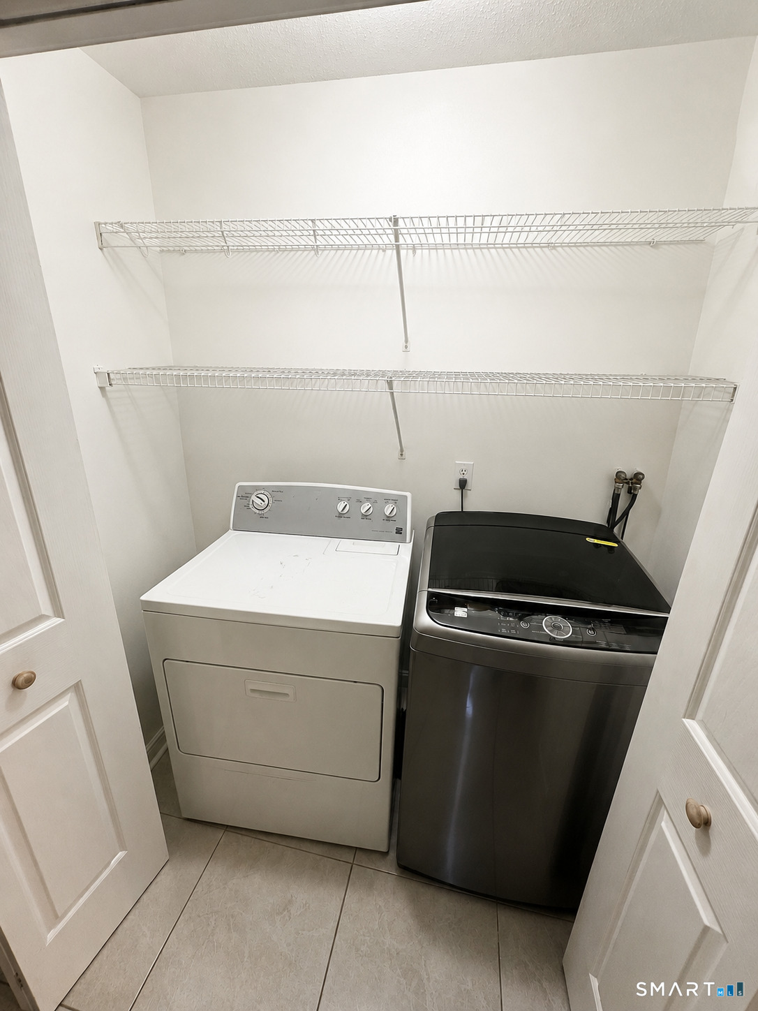 120 Tyler Way Bristol, CT 06010 - Photo 11 of 35