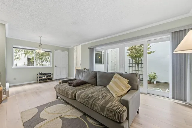 $785,000 | 1919 Alameda De Las Pulgas, Unit 134, San Mateo, CA 94403