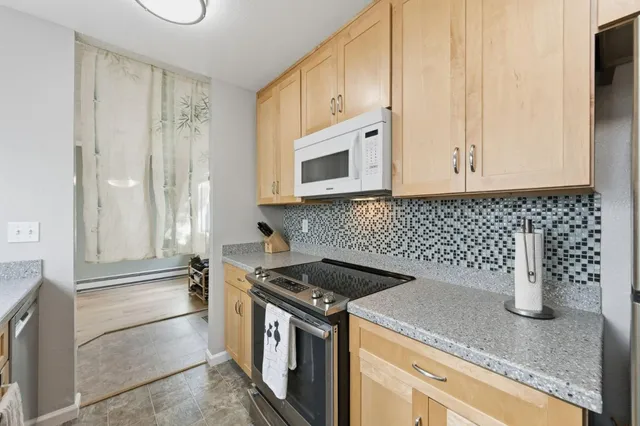 $785,000 | 1919 Alameda De Las Pulgas, Unit 134, San Mateo, CA 94403