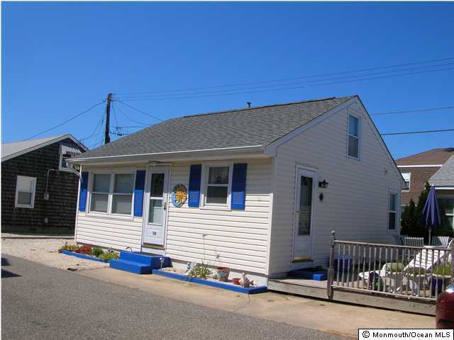 110 Del Monte Road Lavallette, NJ 08735 - Photo 1 of 3 Primary Photo