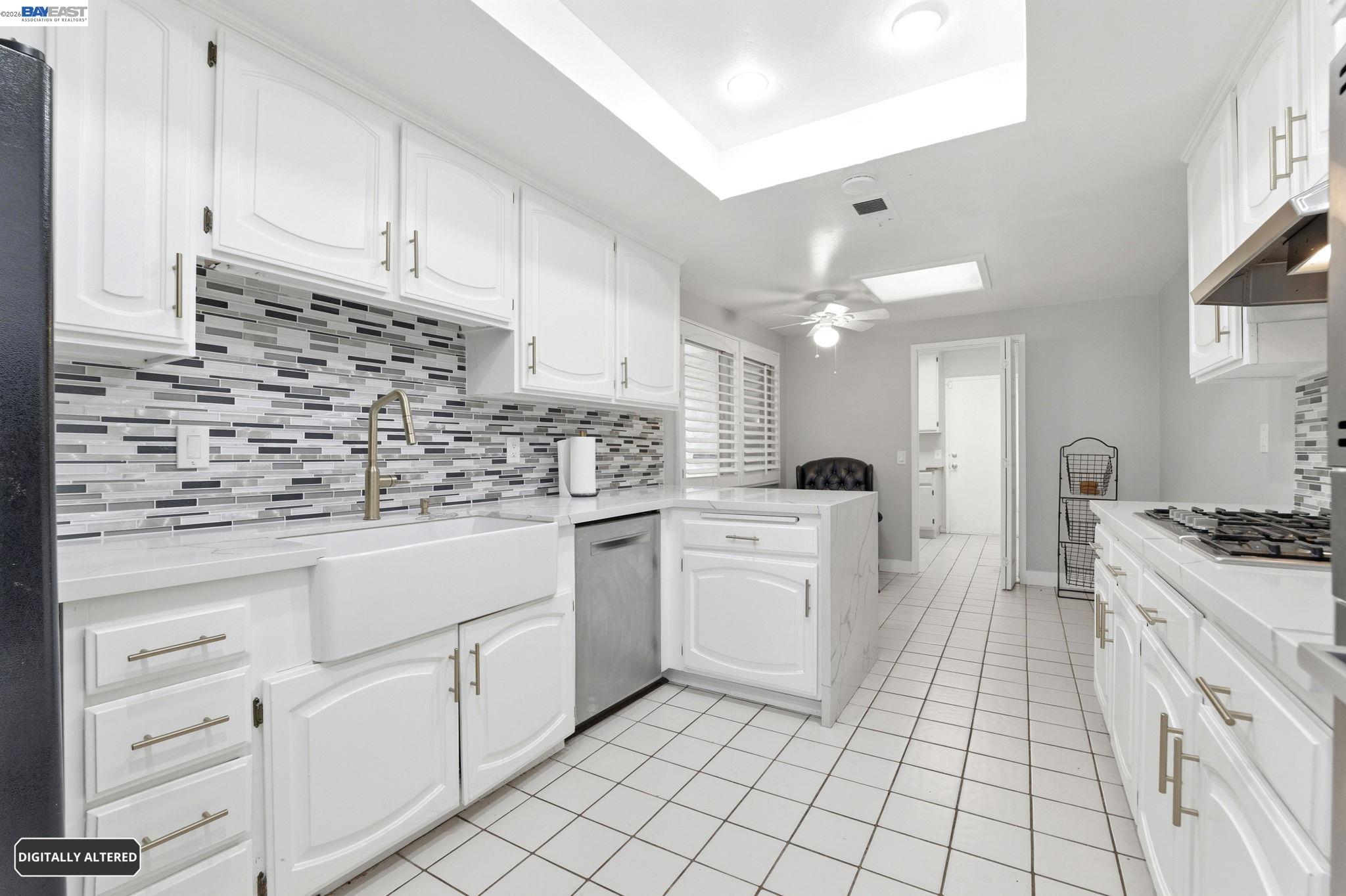 742 Vía Zapata Riverside, CA 92507 - Photo 22 of 53