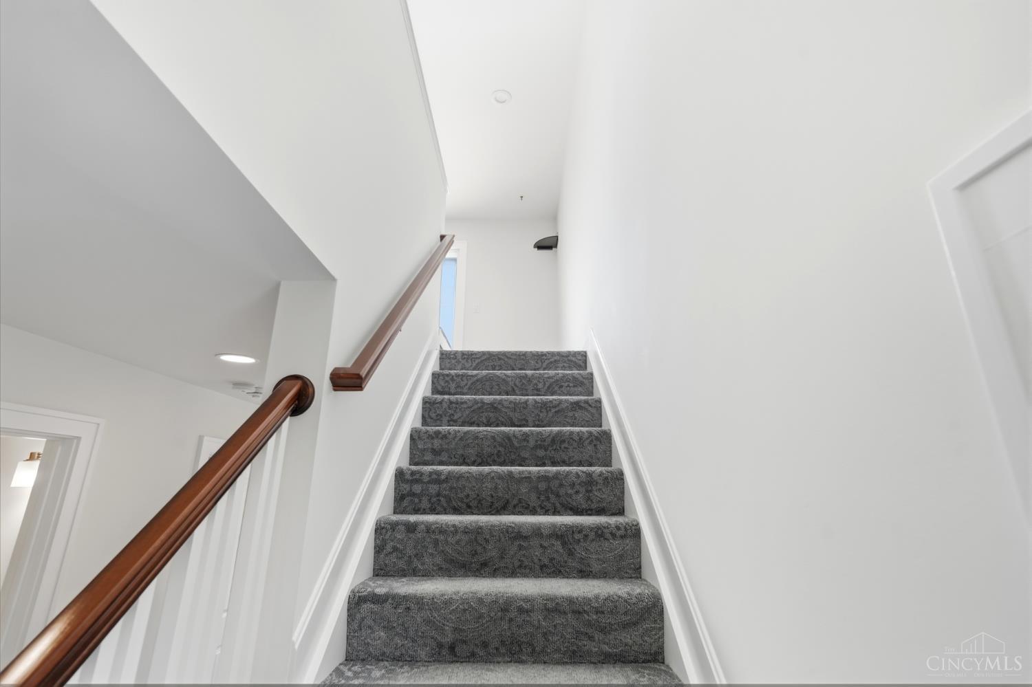 3003 Riverside Drive Cincinnati, OH 45226 - Photo 33 of 65 Gallery Image 33