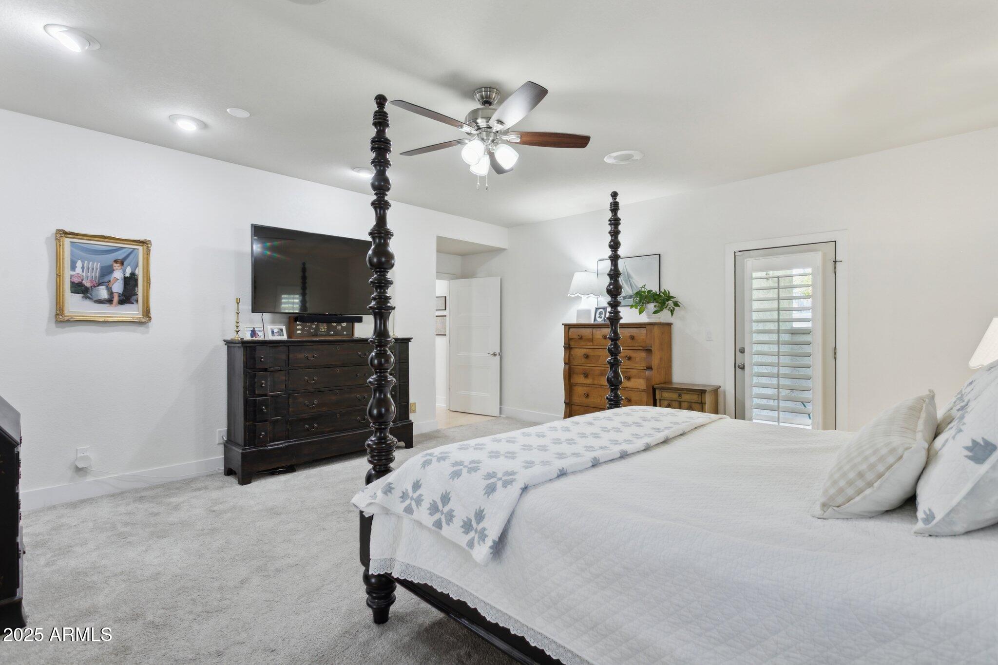 2346 North Kachina Mesa, AZ 85203 - Photo 20 of 60 Master Bedroom