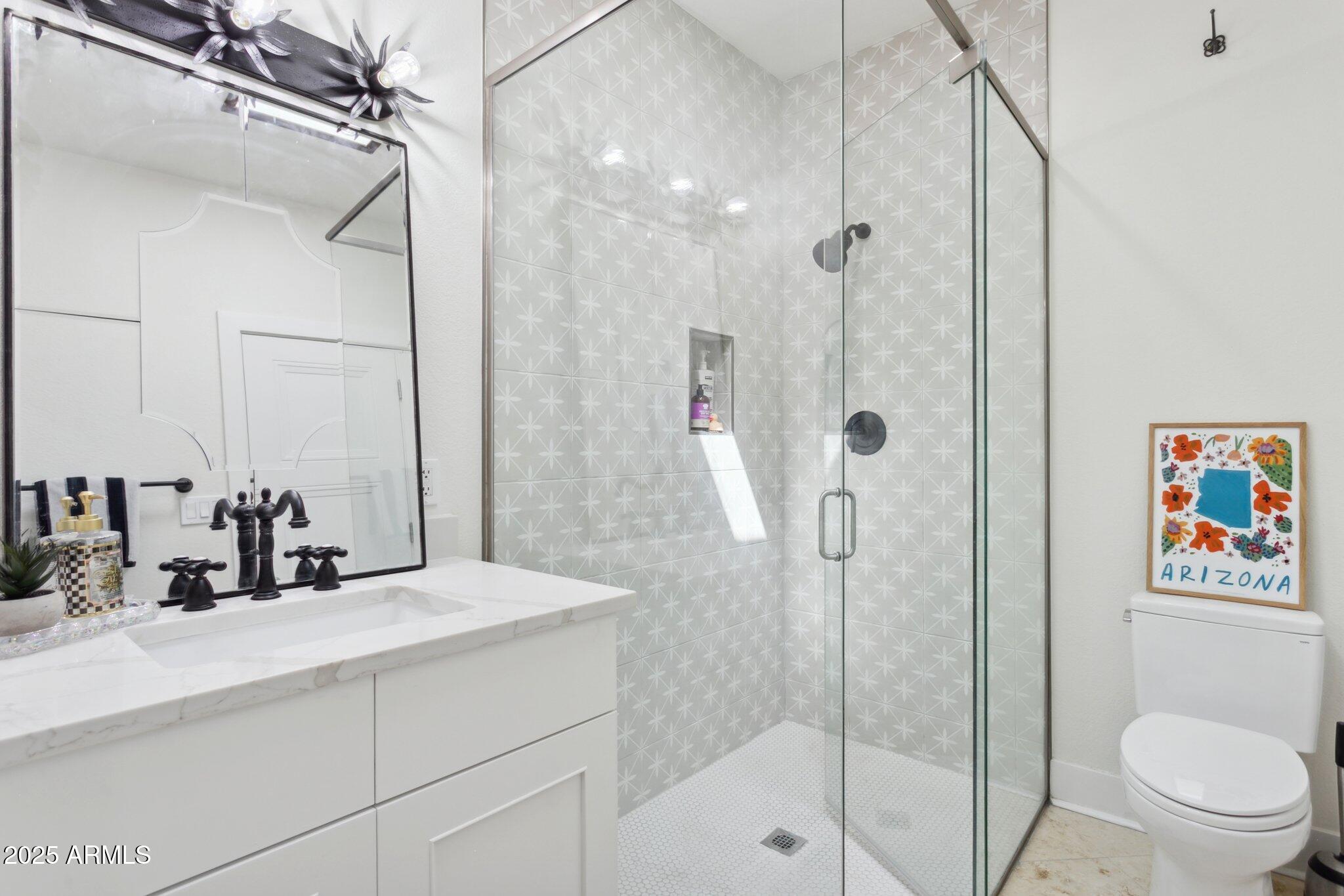 2346 North Kachina Mesa, AZ 85203 - Photo 27 of 60 2nd Bathroom