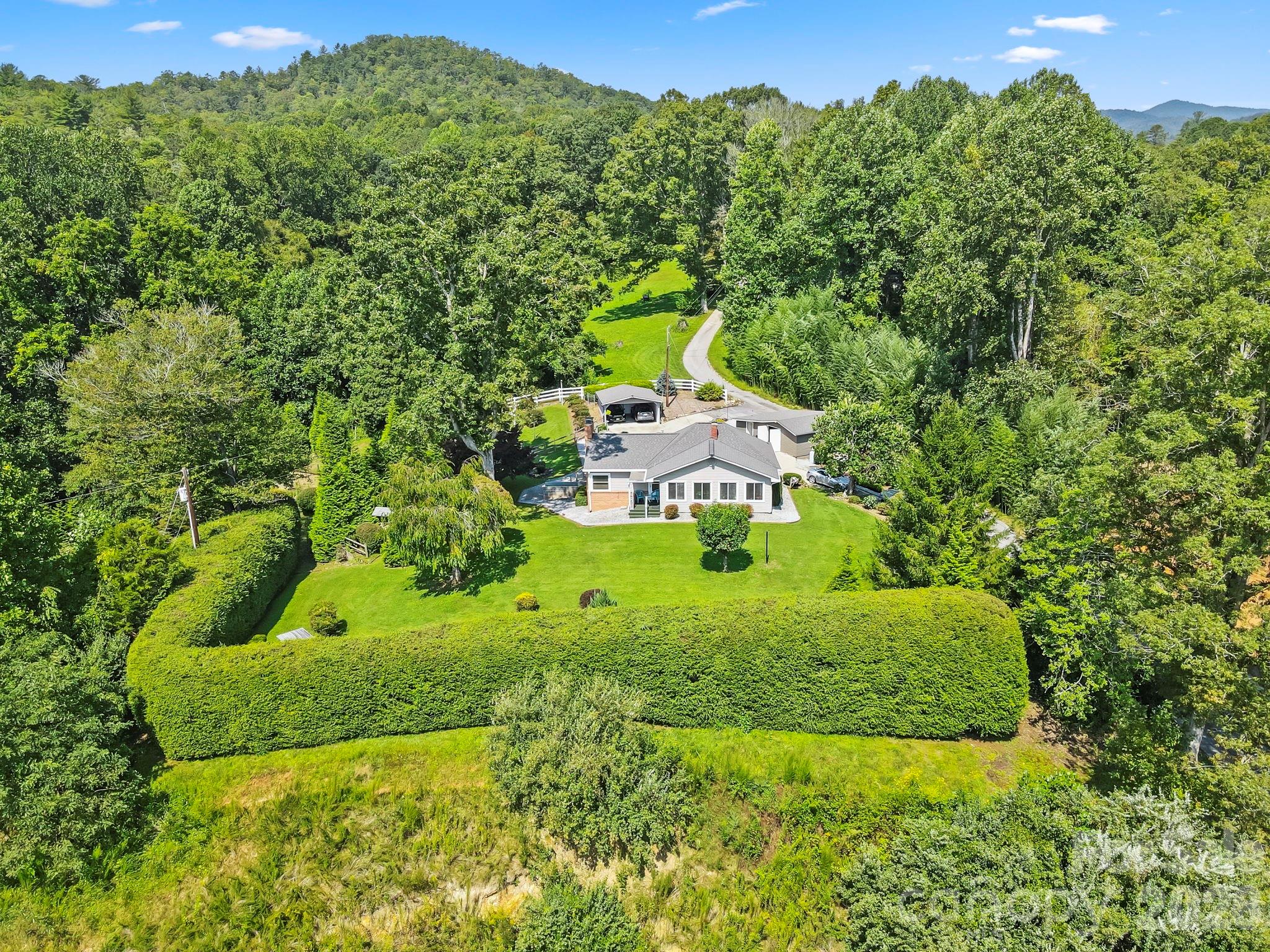 71 Laurel Mountain Road Brevard, NC 28712 - Photo 5 of 44