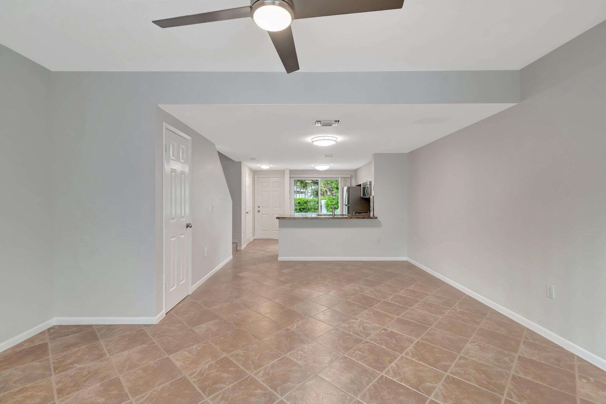 1016 Jeffery Street, Unit 1016 Boca Raton, FL 33487 - Photo 15 of 65 15-web-or-mls-DSC_0498