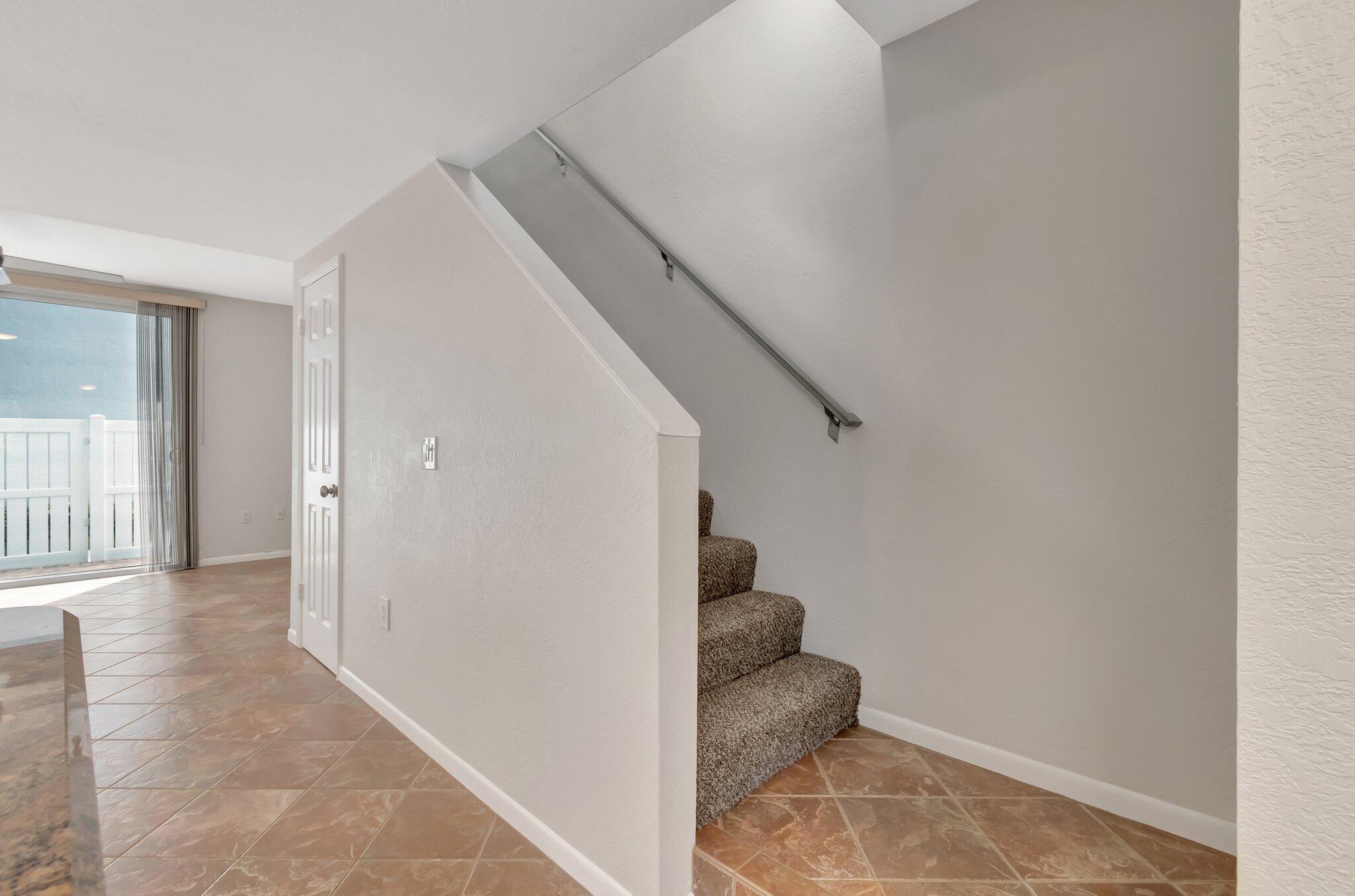 1016 Jeffery Street, Unit 1016 Boca Raton, FL 33487 - Photo 24 of 65 24-web-or-mls-DSC_0593