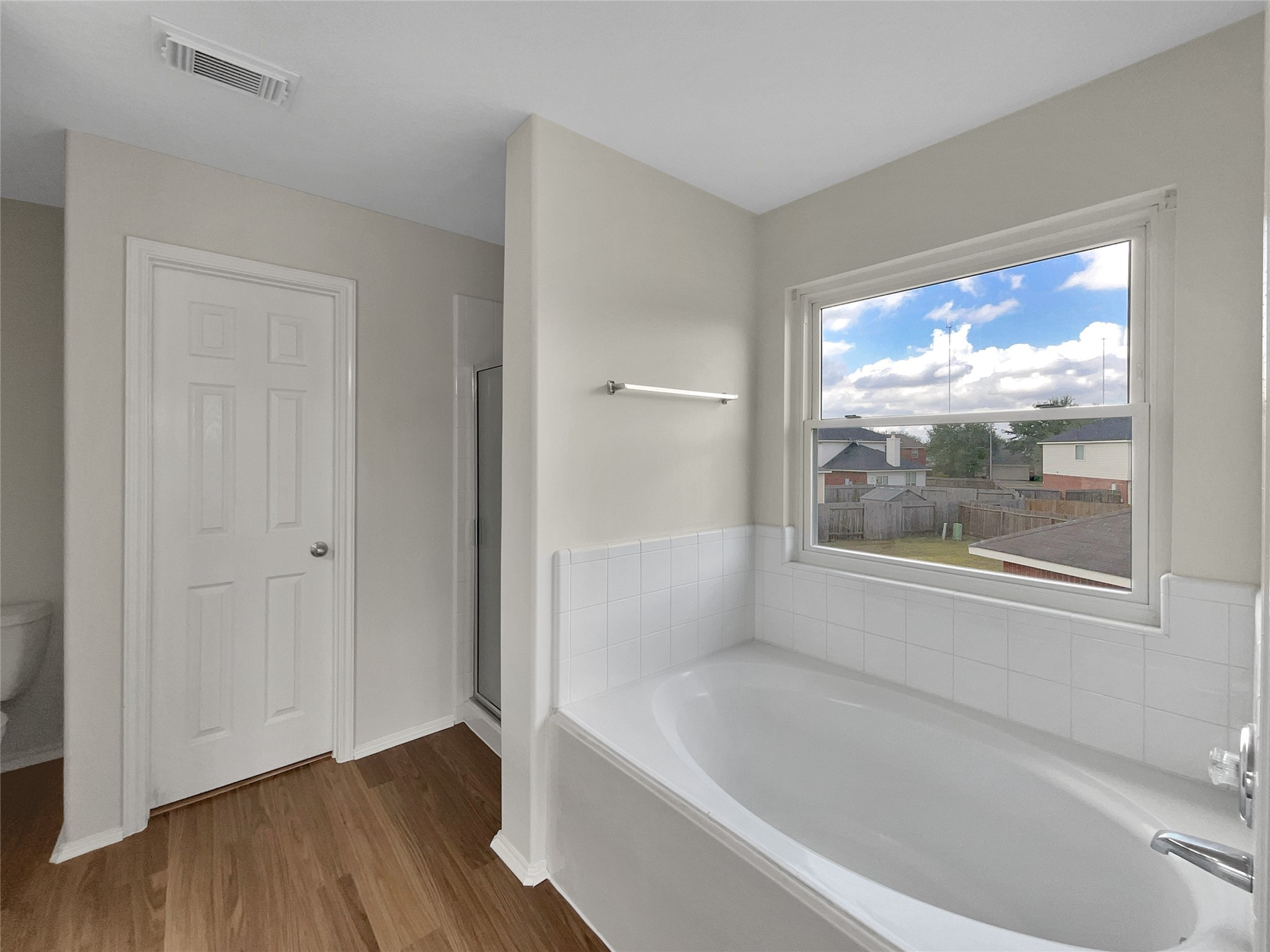 2618 Balsam Ridge Way Fresno, TX 77545 - Photo 19 of 20 a view of bathroom with bathtub and shower