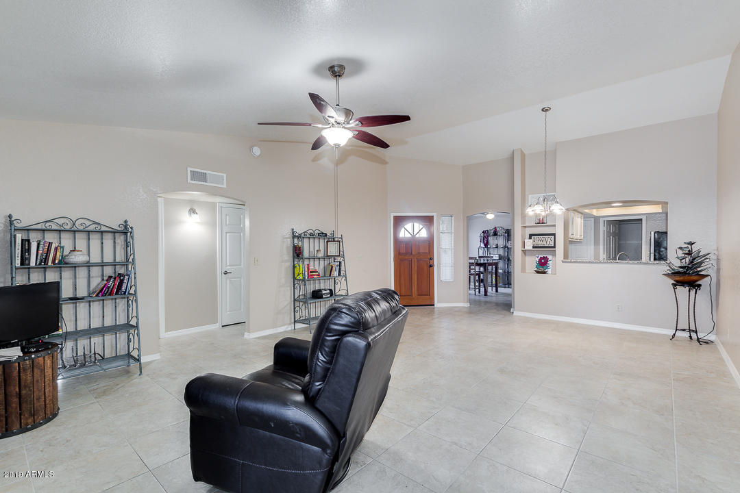 2059 East Brown Road, Unit 2 Mesa, AZ 85213 - Photo 8 of 21 Family Room