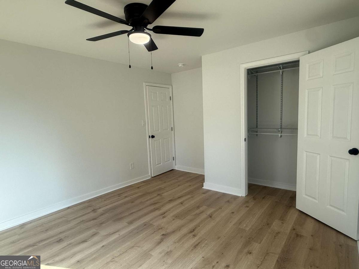 3112 North Avenue Decatur, GA 30033 - Photo 41 of 52 a view of an empty room with wooden floor